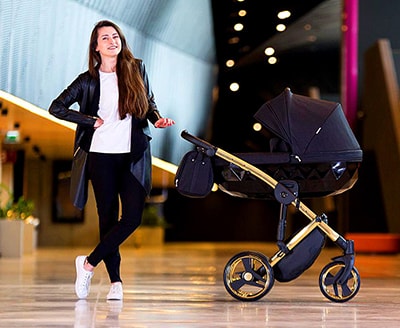 Junama Diamond S Gondola przodem i tyłem do kiedunku jazdy